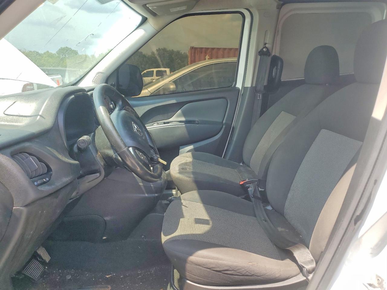 2017 RAM PROMASTER CITY — Фото 7 из 13
