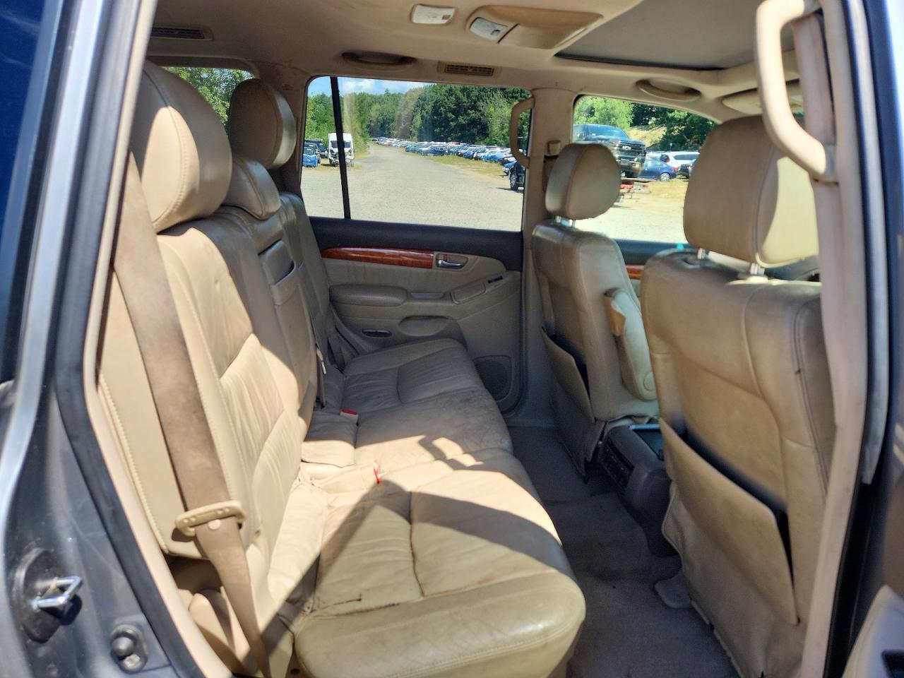 JTJBT20XX30001862 2003 LEXUS GX photo no. 11