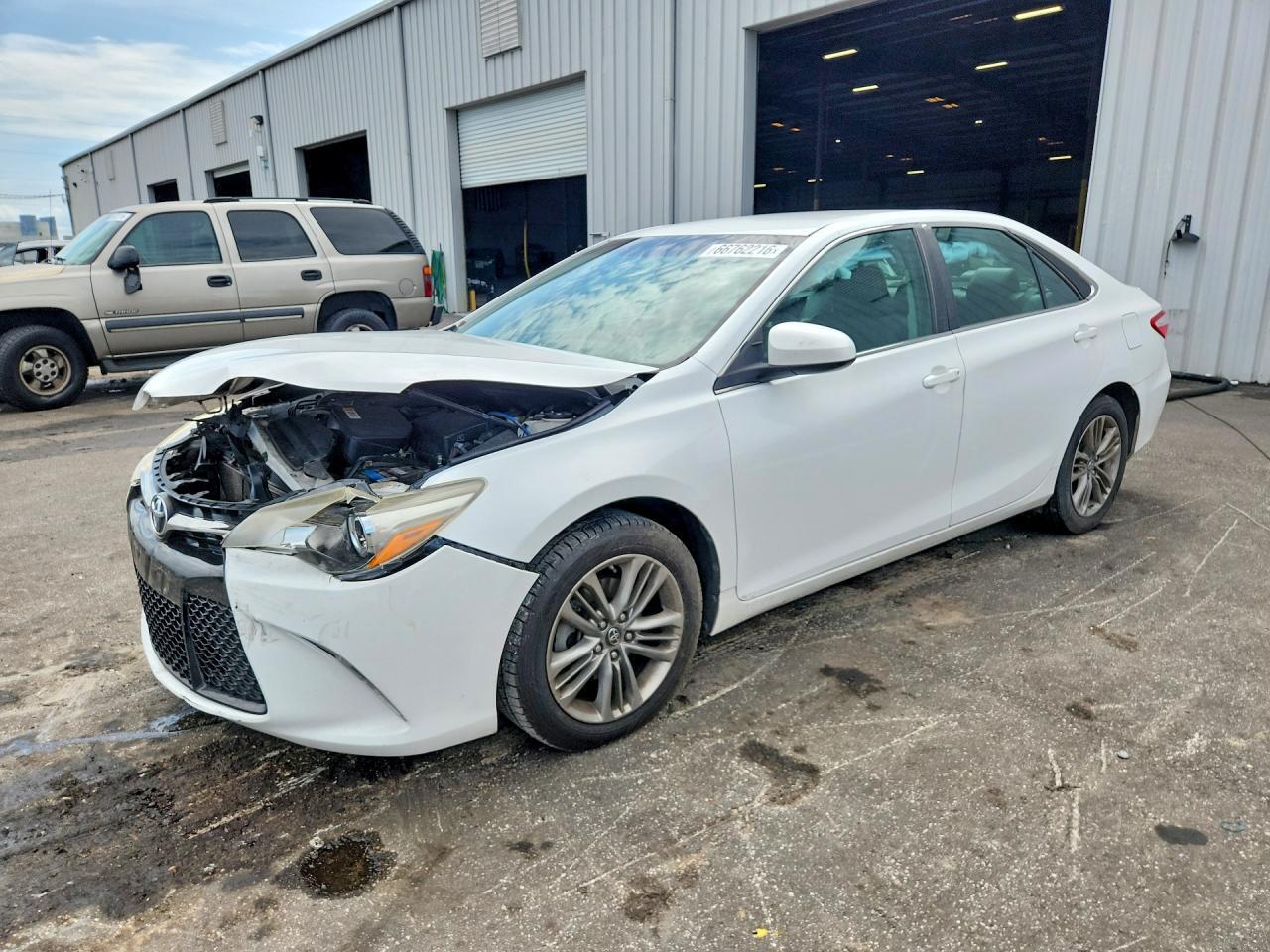 2017 TOYOTA CAMRY 4T1BF1FK4HU735621