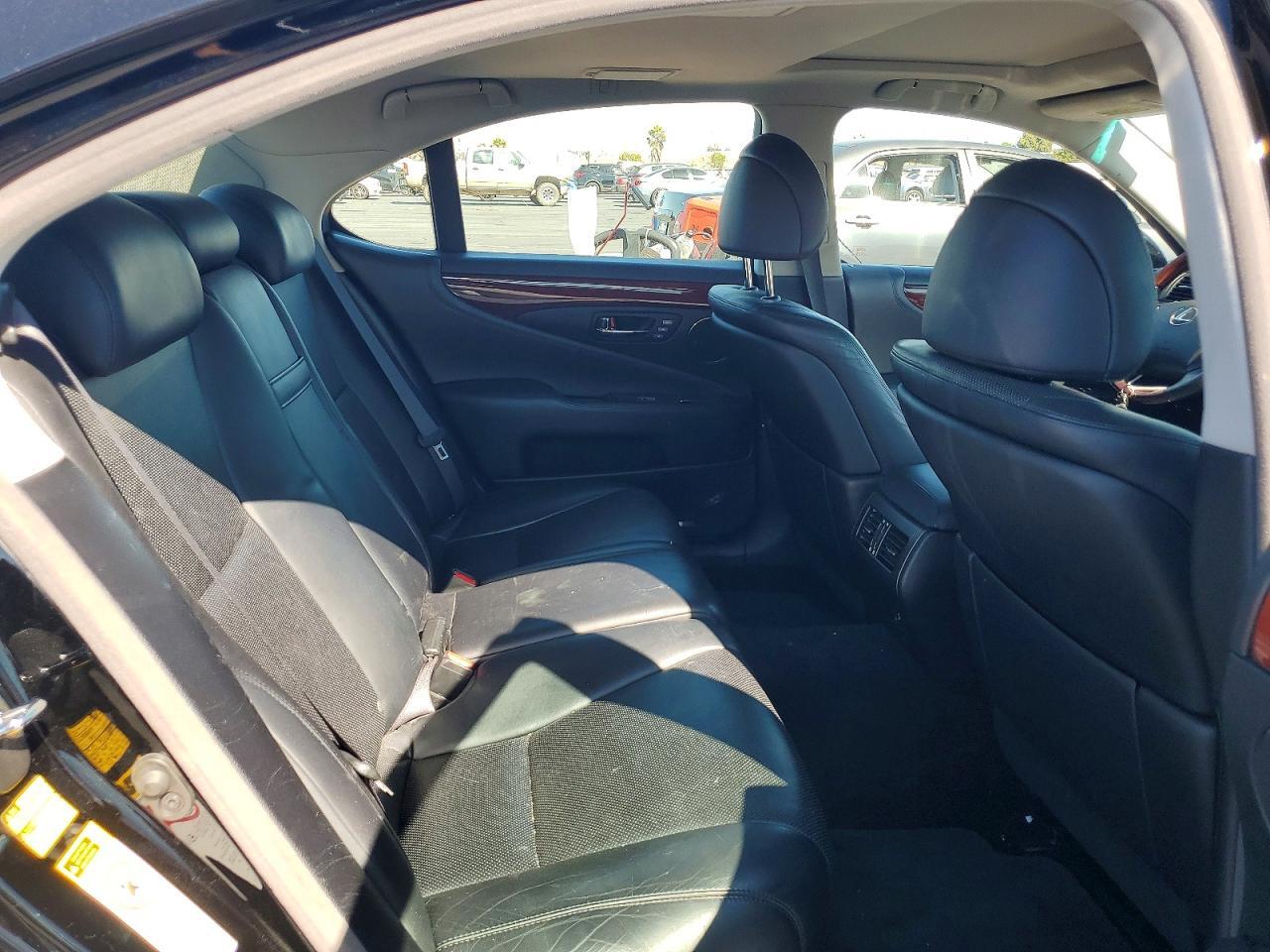 JTHBL46FX85072128 2008 LEXUS LS photo no. 10