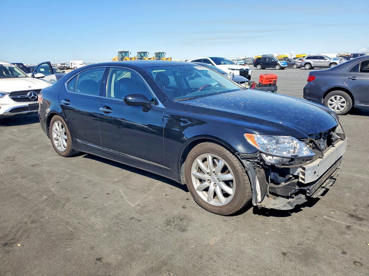 JTHBL46FX85072128 2008 LEXUS LS photo no. 4