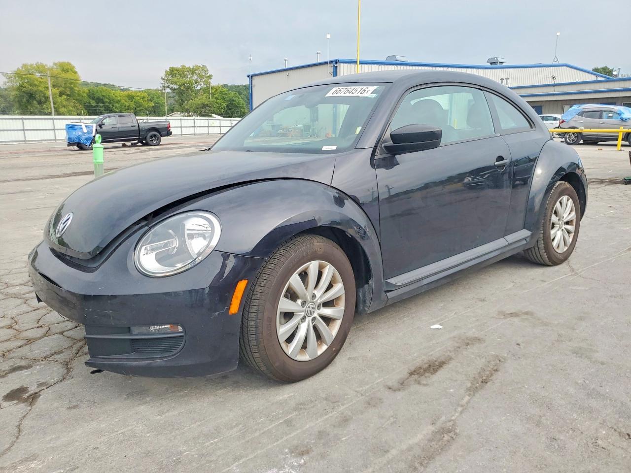 2016 VOLKSWAGEN BEETLE 3VWF17AT8GM609771