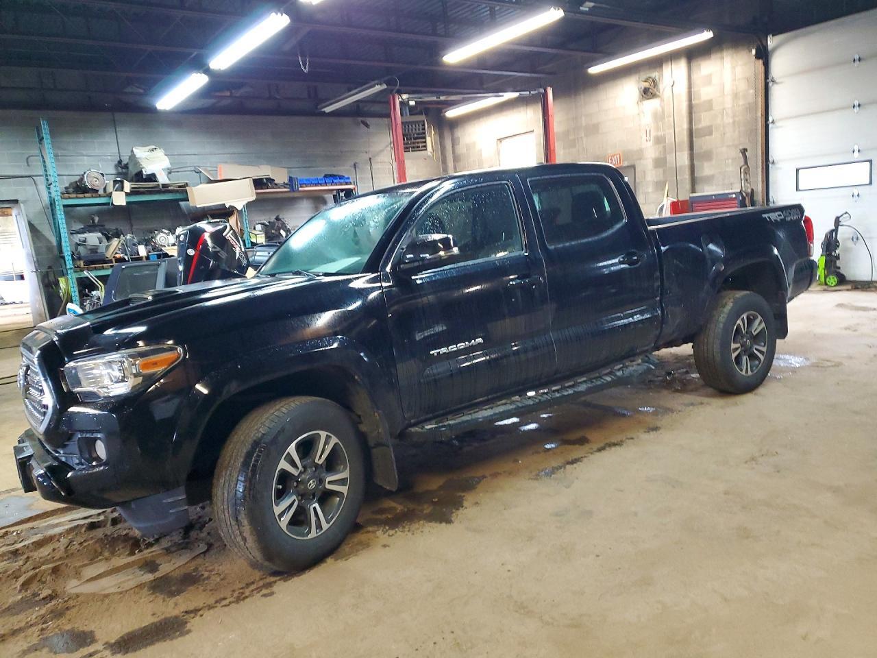 2017 TOYOTA TACOMA 5TFDZ5BN5HX021751