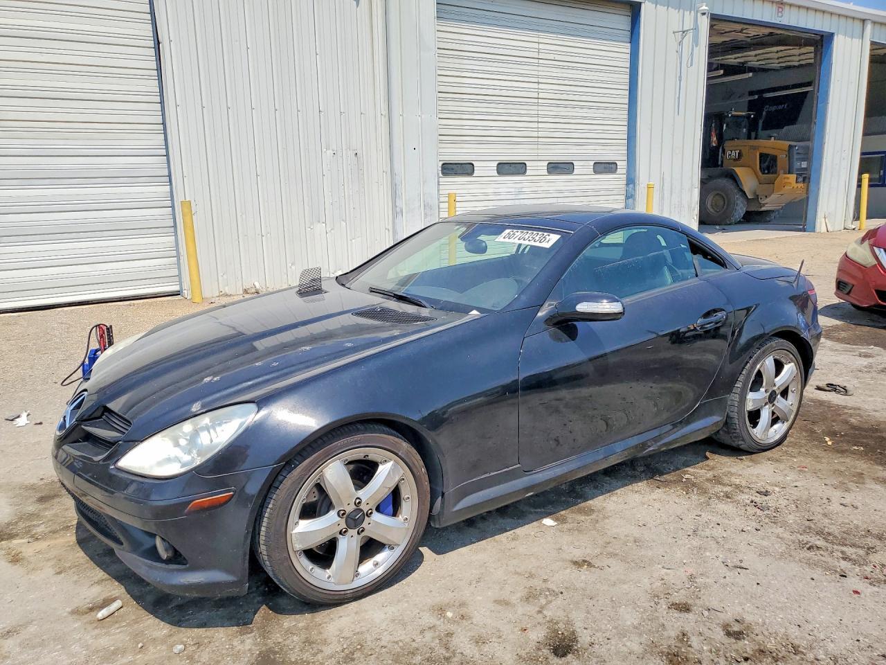 2005 MERCEDES-BENZ SLK WDBWK56F85F054761