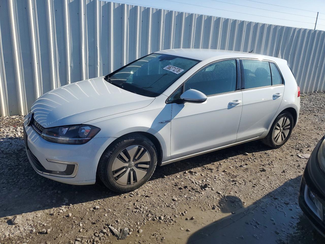 2017 VOLKSWAGEN E-GOLF WVWKR7AU4HW950444