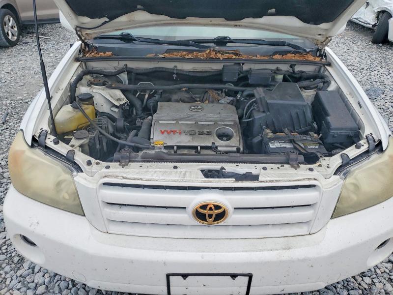2006 TOYOTA HIGHLANDER BASE — Фото 12 из 13
