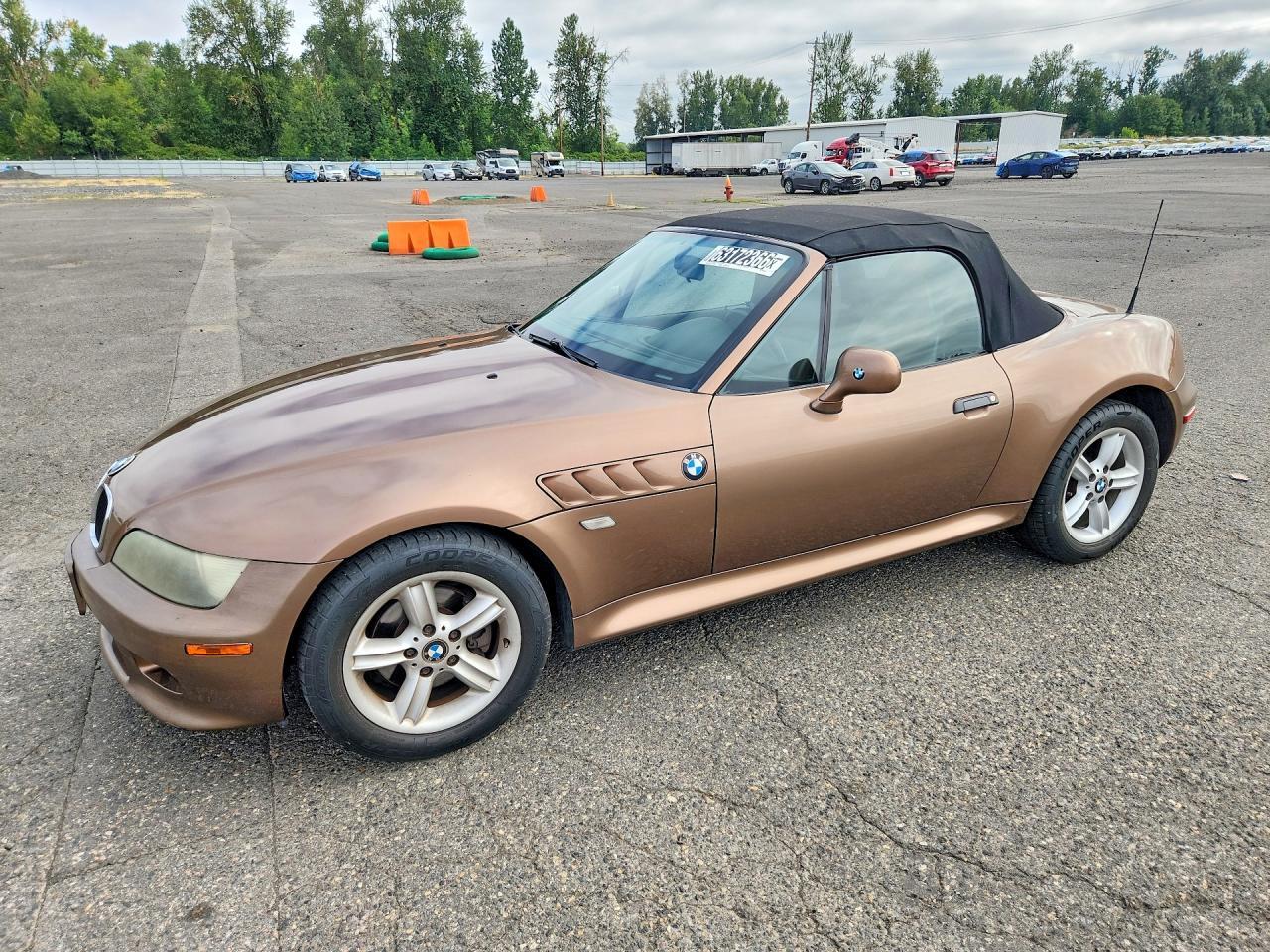 2001 BMW Z3 WBACN33491LM02420