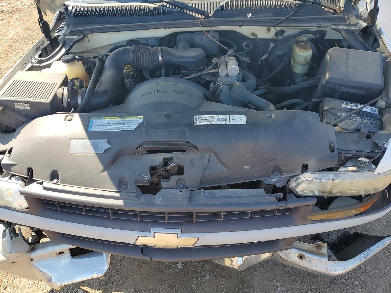 2001 CHEVROLET SILVERADO C1500 — Фото 11 из 13