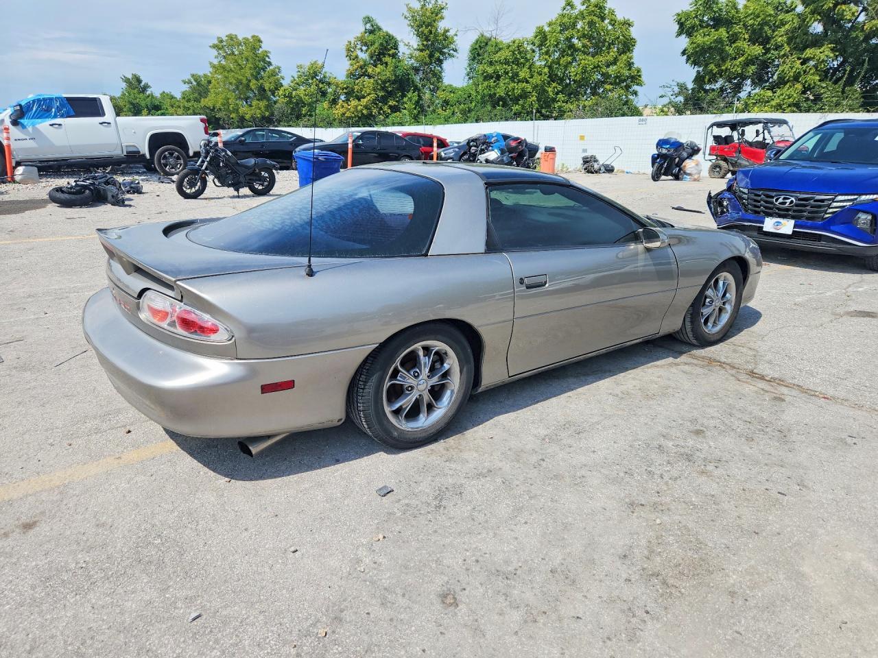 2G1FP22K012103539 2001 CHEVROLET CAMARO photo no. 3