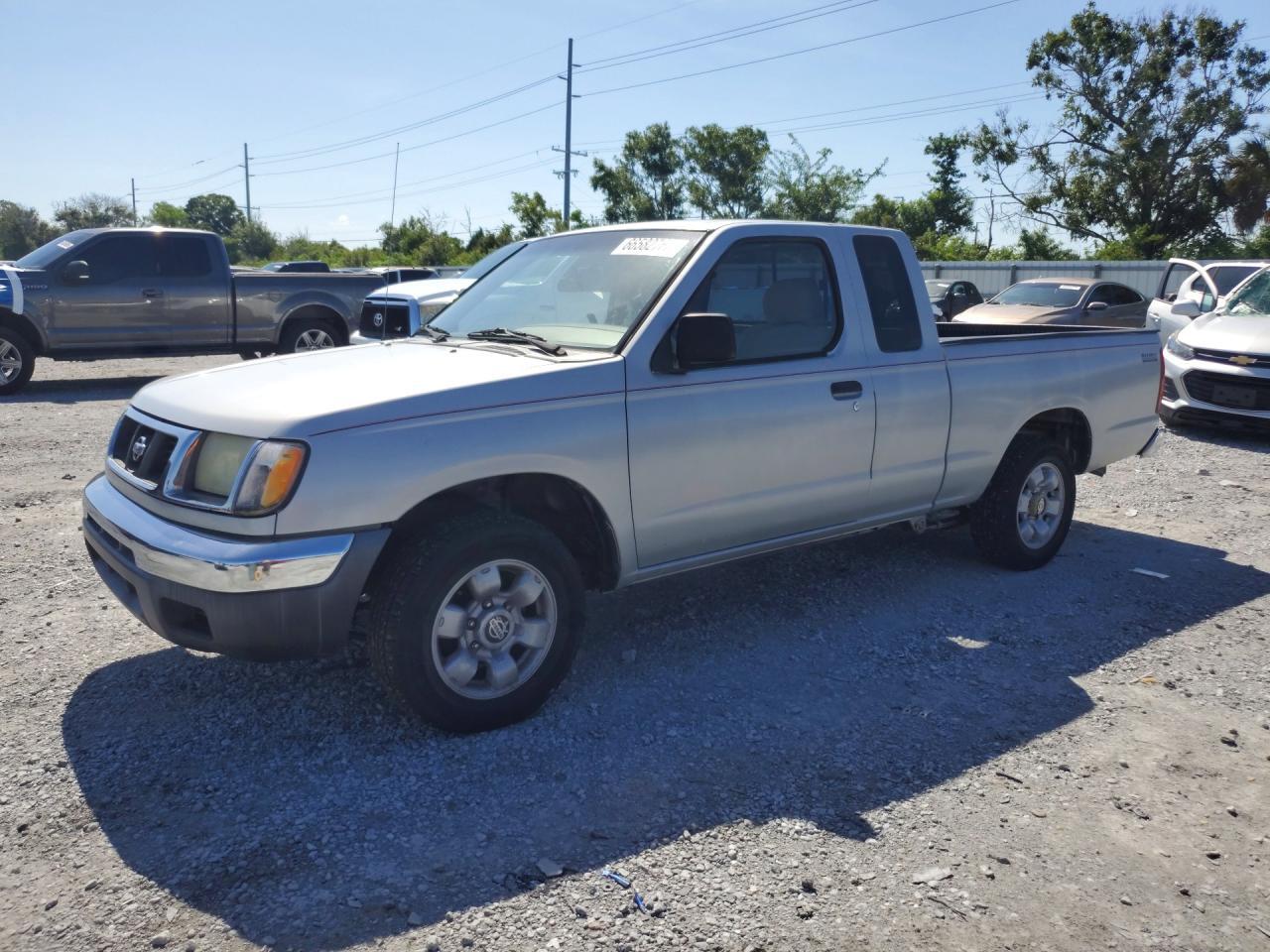 1999 NISSAN FRONTIER 1N6DD26S0XC301609