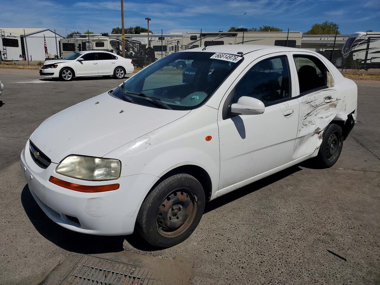 2004 CHEVROLET AVEO KL1TD52644B188703
