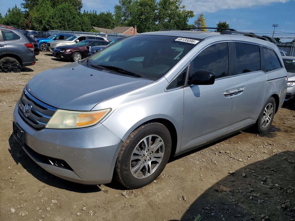 2011 HONDA ODYSSEY 5FNRL5H67BB013949
