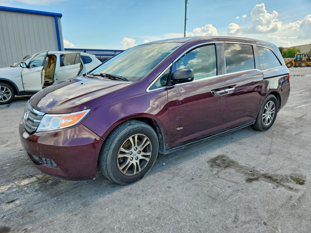2011 HONDA ODYSSEY 5FNRL5H61BB075136