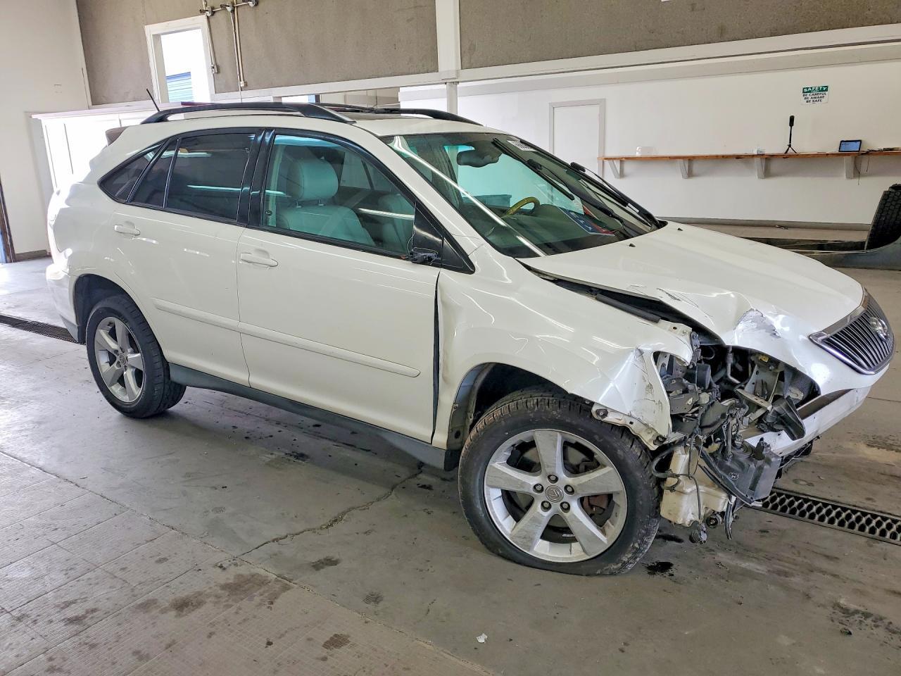 2T2HA31U54C016365 2004 LEXUS RX photo no. 4