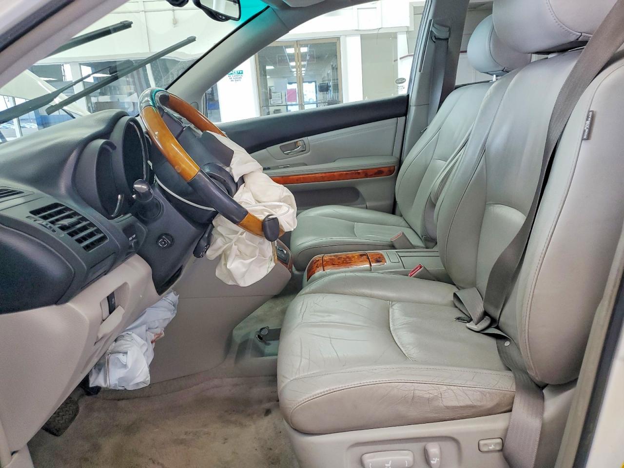 2T2HA31U54C016365 2004 LEXUS RX photo no. 7