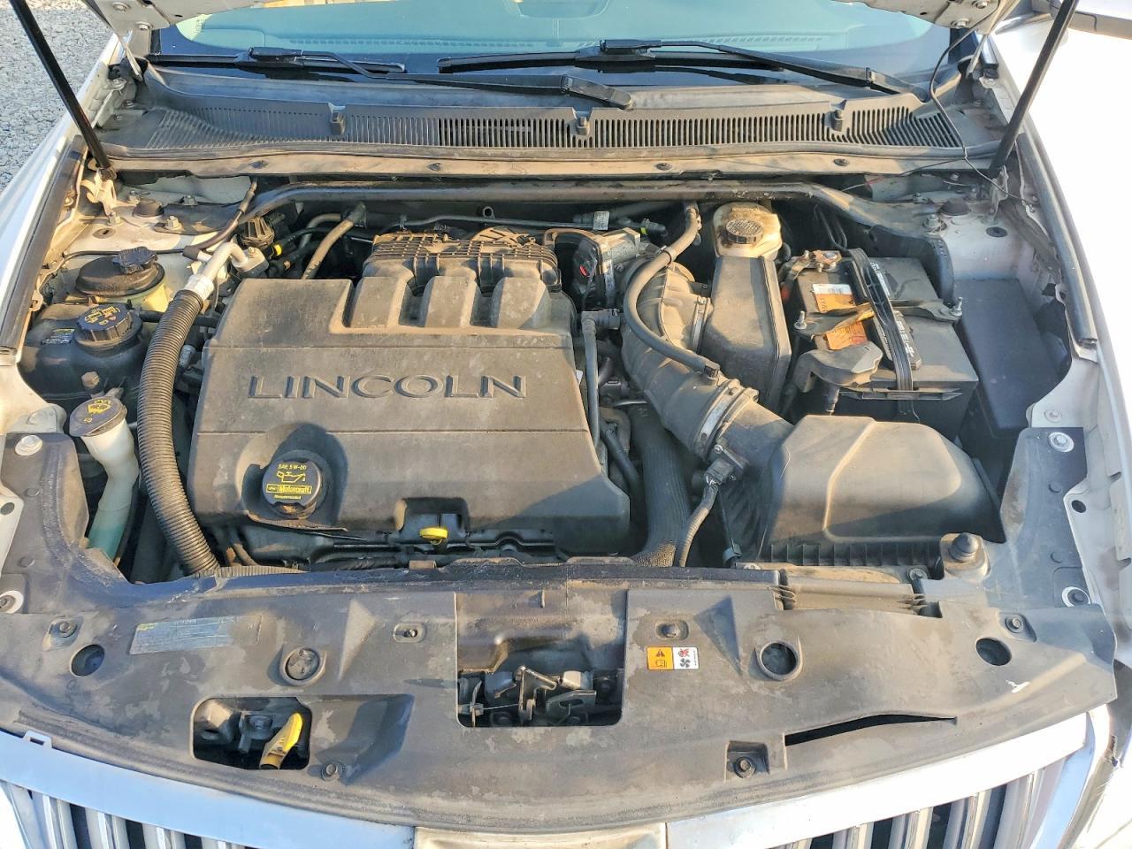 2011 LINCOLN MKS — Фото 11 из 12