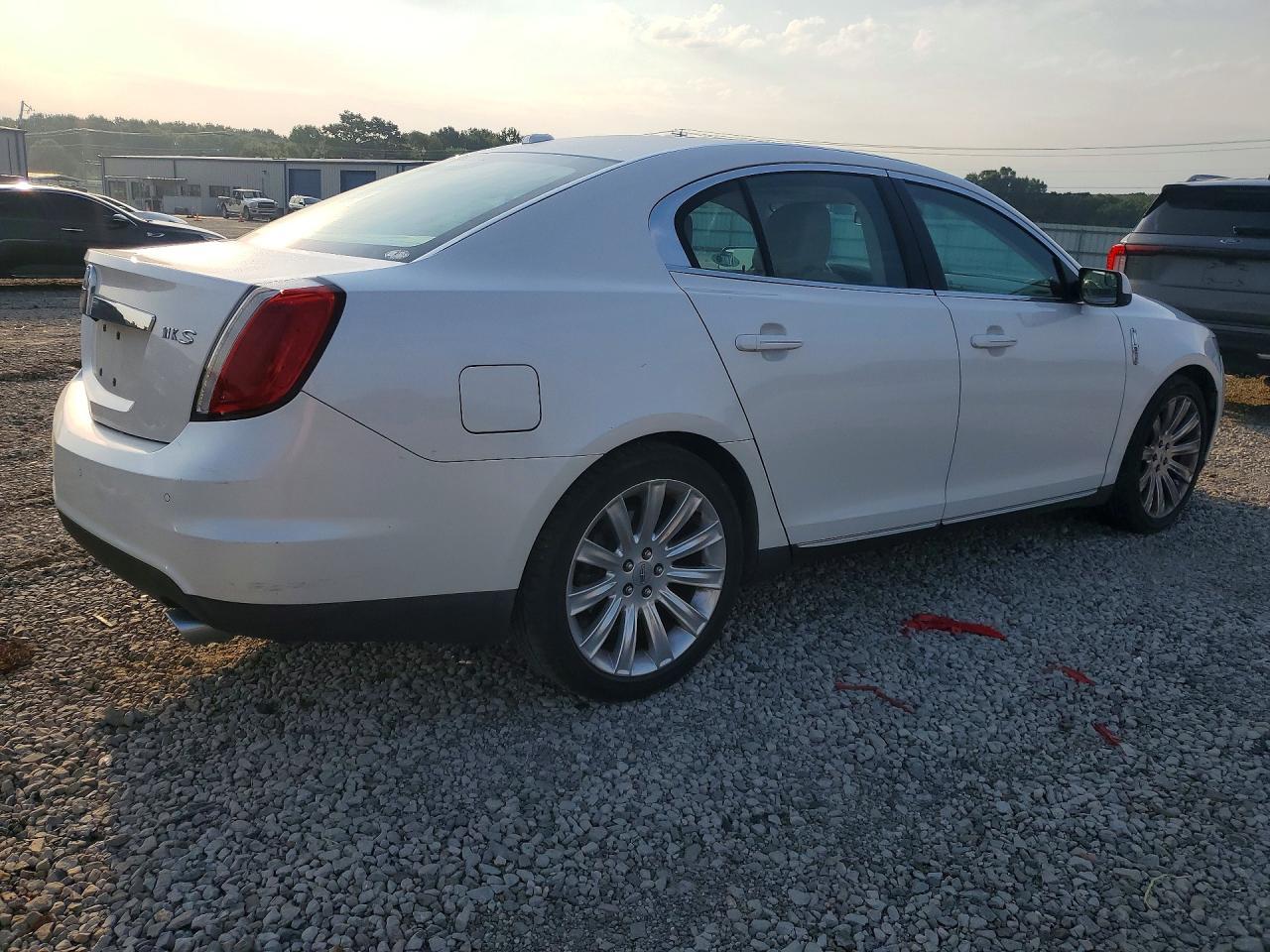 2011 LINCOLN MKS — Фото 3 из 12