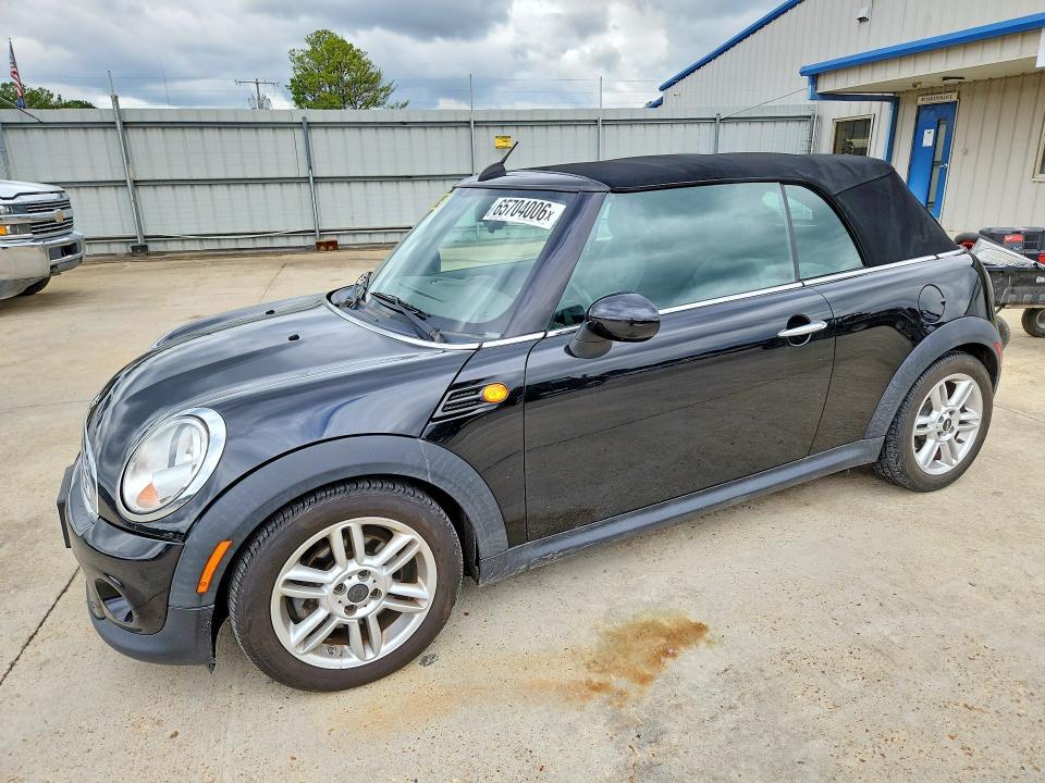 2011 MINI COOPER WMWZN3C57BT133550