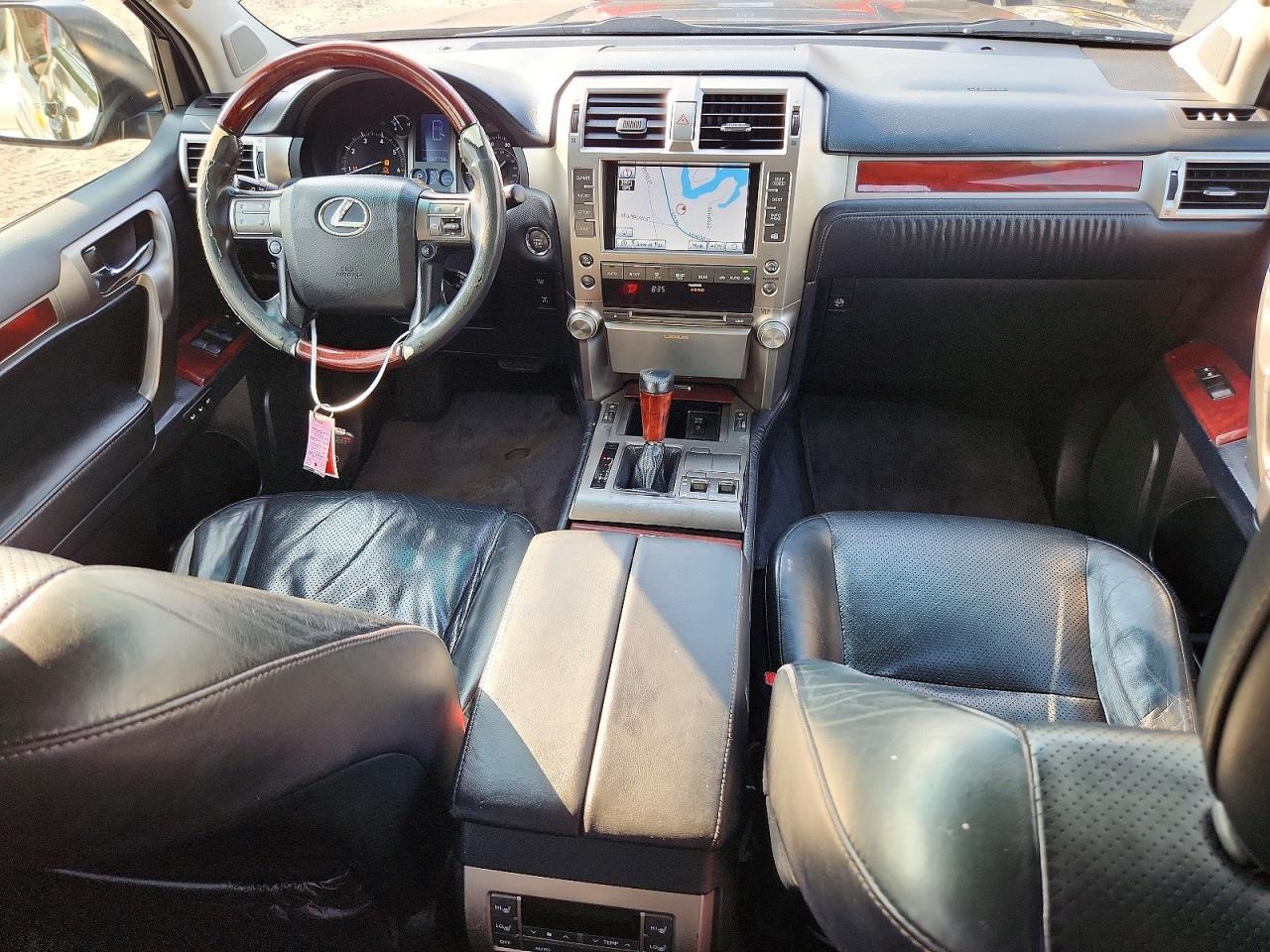 2012 LEXUS GX 460 — Фото 8 из 13
