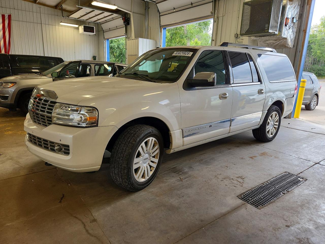2012 LINCOLN NAVIGATOR 5LMJJ3J50CEL04233