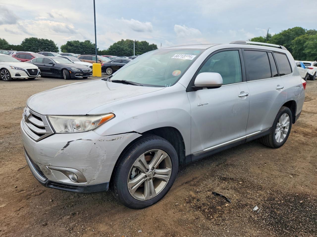 2011 TOYOTA HIGHLANDER 5TDDK3EH7BS065911