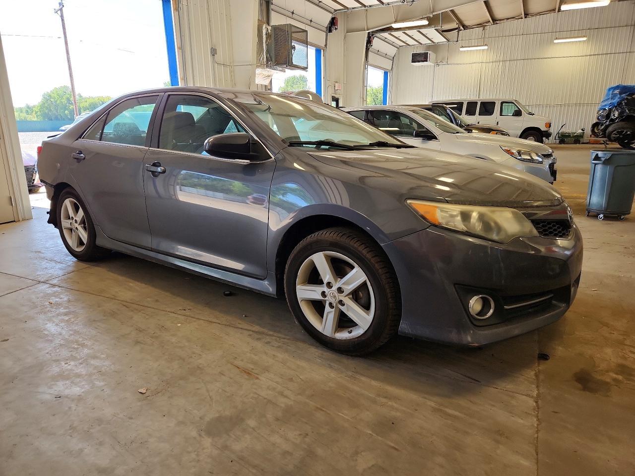 4T1BF1FK5CU577864 2012 TOYOTA CAMRY photo no. 4