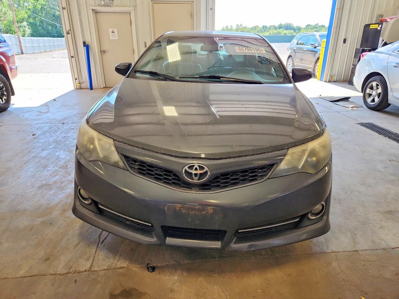 4T1BF1FK5CU577864 2012 TOYOTA CAMRY photo no. 5