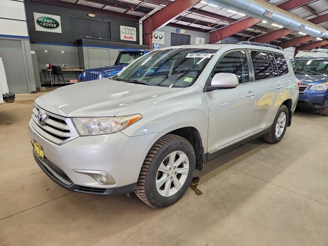 2012 TOYOTA HIGHLANDER 5TDBK3EH7CS105896