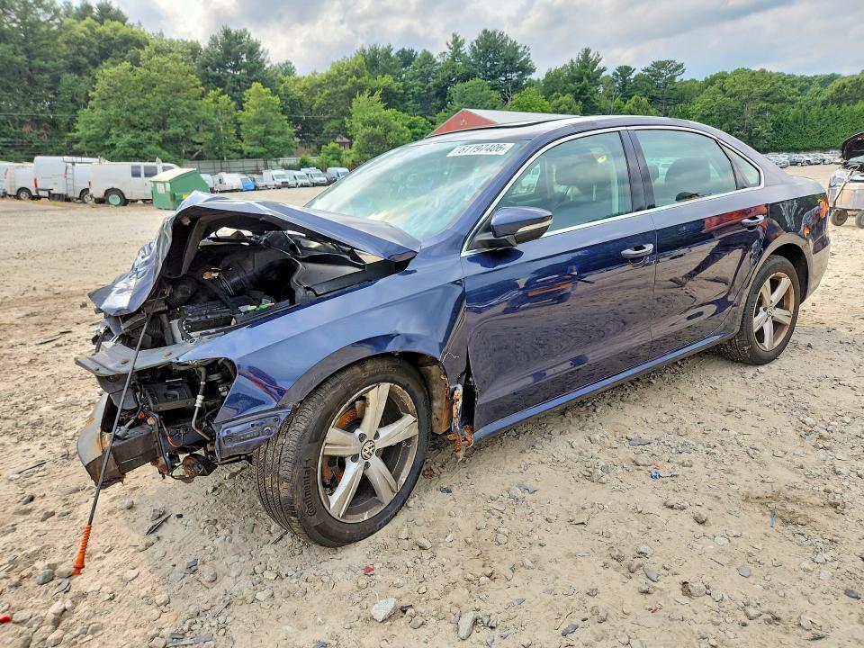 2012 VOLKSWAGEN PASSAT 1VWBP7A35CC087805