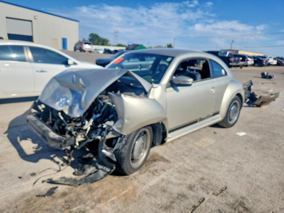 2012 VOLKSWAGEN BEETLE 3VWJP7AT3CM648836
