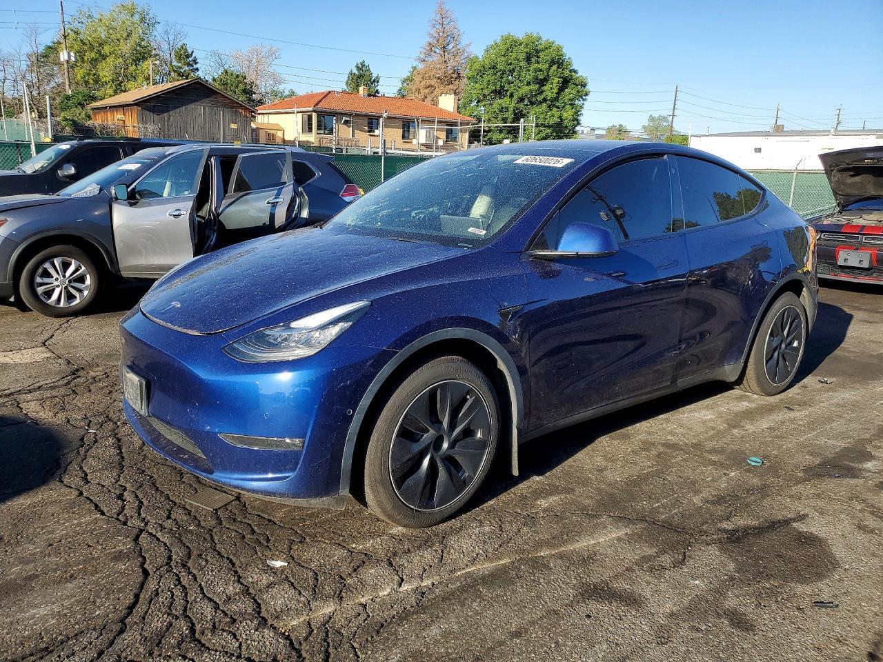 2021 TESLA MODEL Y 5YJYGDEE7MF302192