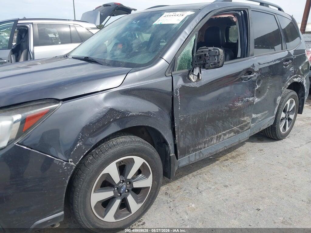 JF2SJAEC1HG565506 2017 SUBARU FORESTER photo no. 11