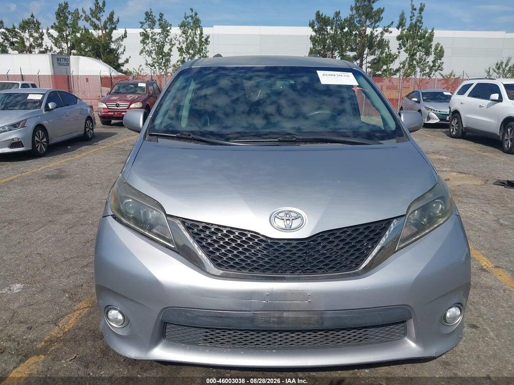 5TDXZ3DC7HS847875 2017 TOYOTA SIENNA photo no. 12