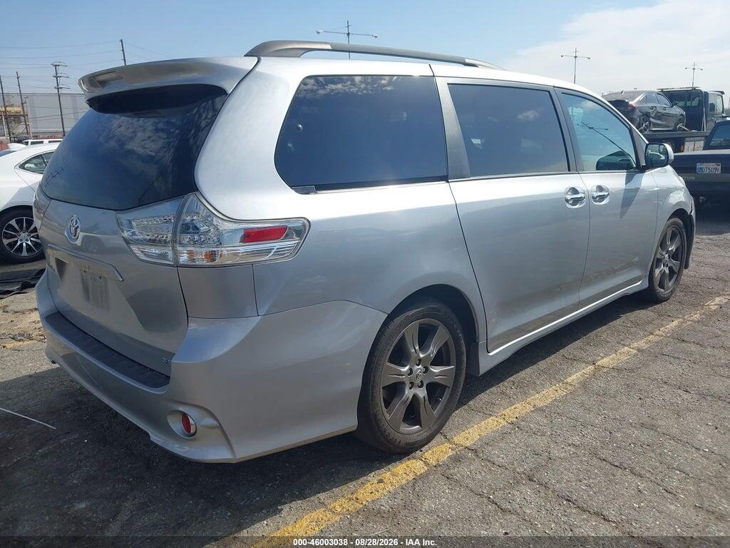 5TDXZ3DC7HS847875 2017 TOYOTA SIENNA photo no. 4