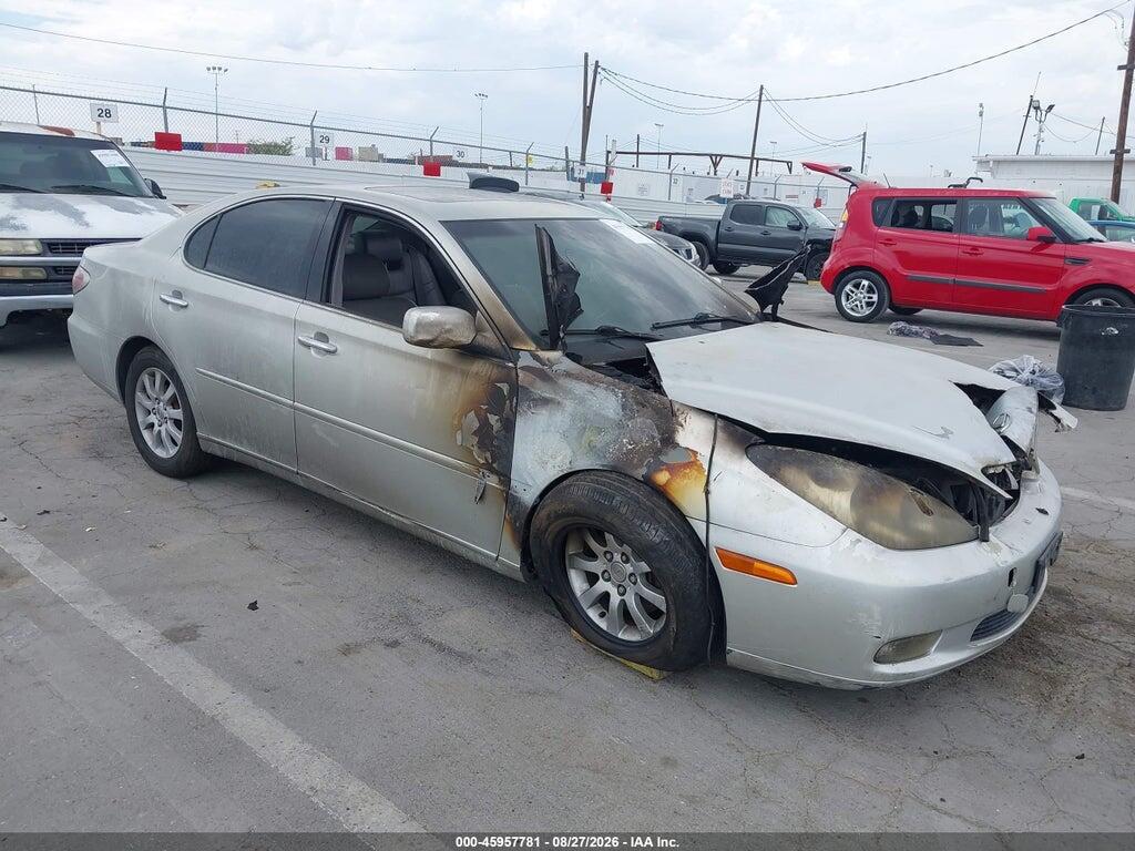 2003 LEXUS ES 300 JTHBF30G536004003