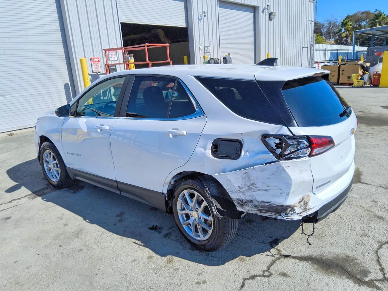 3GNAXKEG7RS216894 2024 CHEVROLET EQUINOX photo no. 2