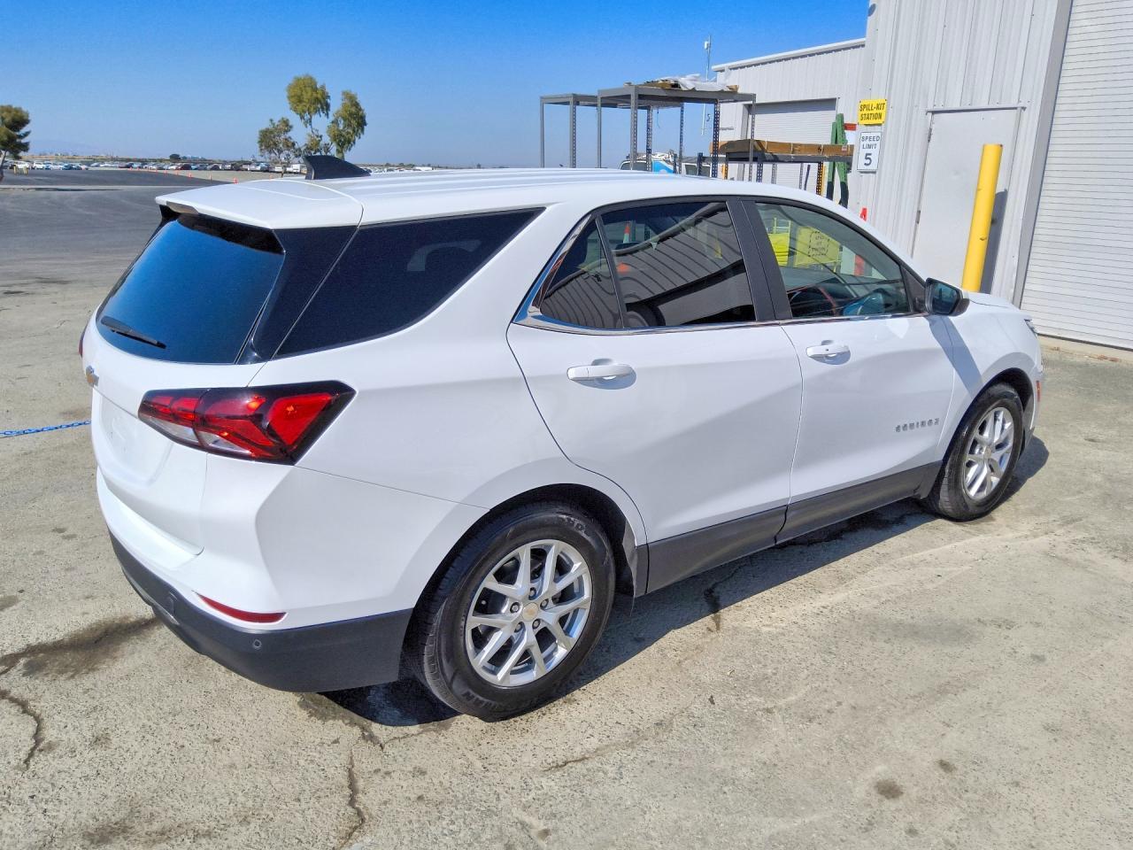 3GNAXKEG7RS216894 2024 CHEVROLET EQUINOX photo no. 3