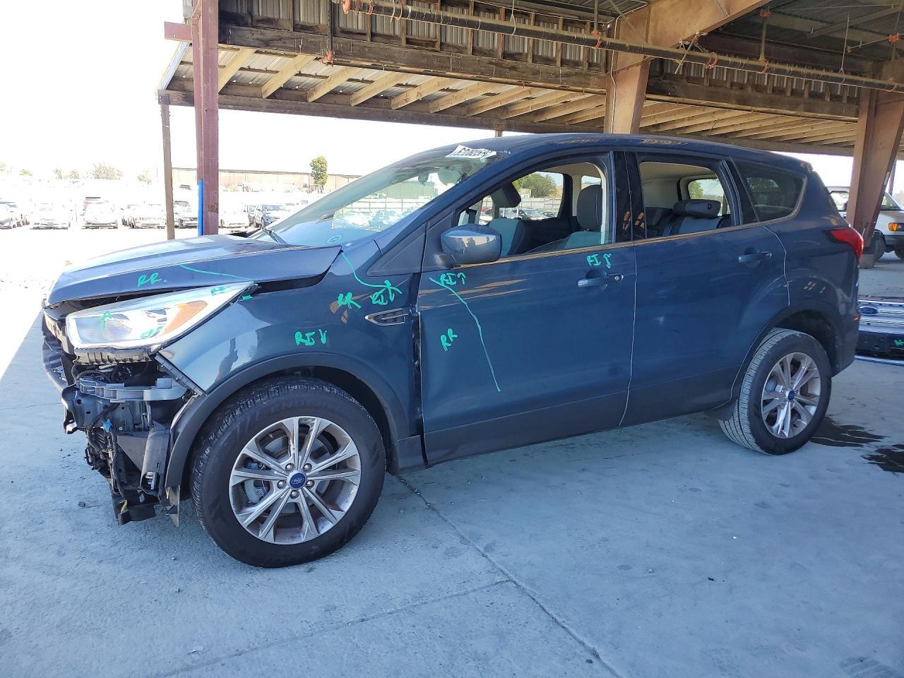 2019 FORD ESCAPE 1FMCU0GD6KUA06368