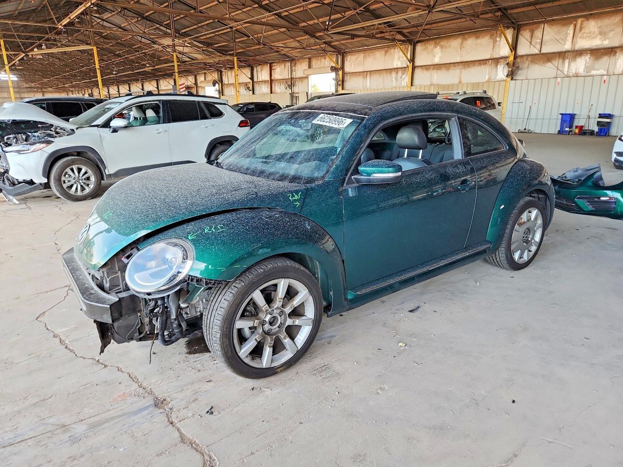 2017 VOLKSWAGEN BEETLE 3VWJ17AT2HM618655