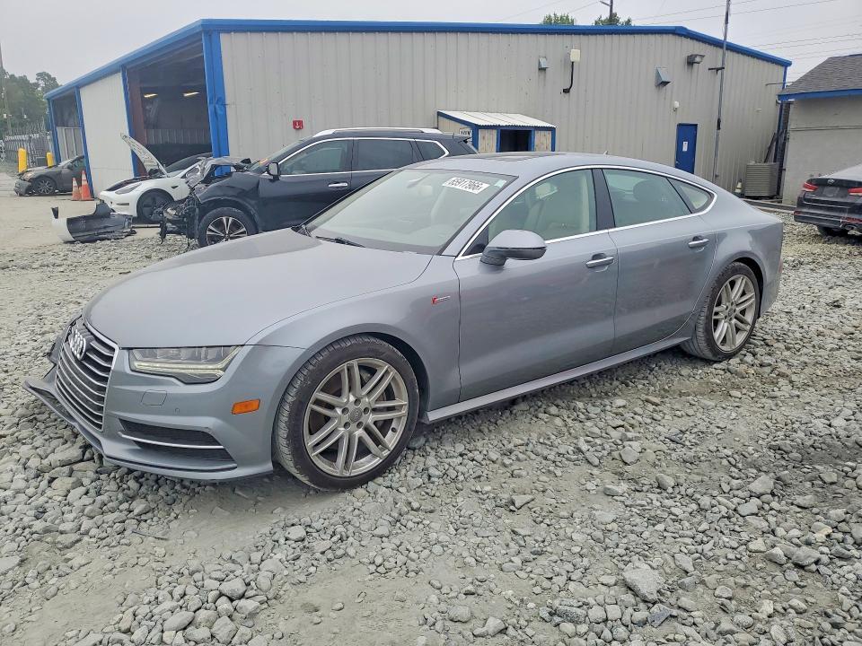 2016 AUDI A7 WAUWGAFC7GN013979