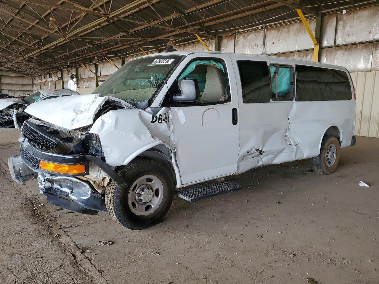 2022 CHEVROLET EXPRESS G3500 1GAZGNF70N1148888