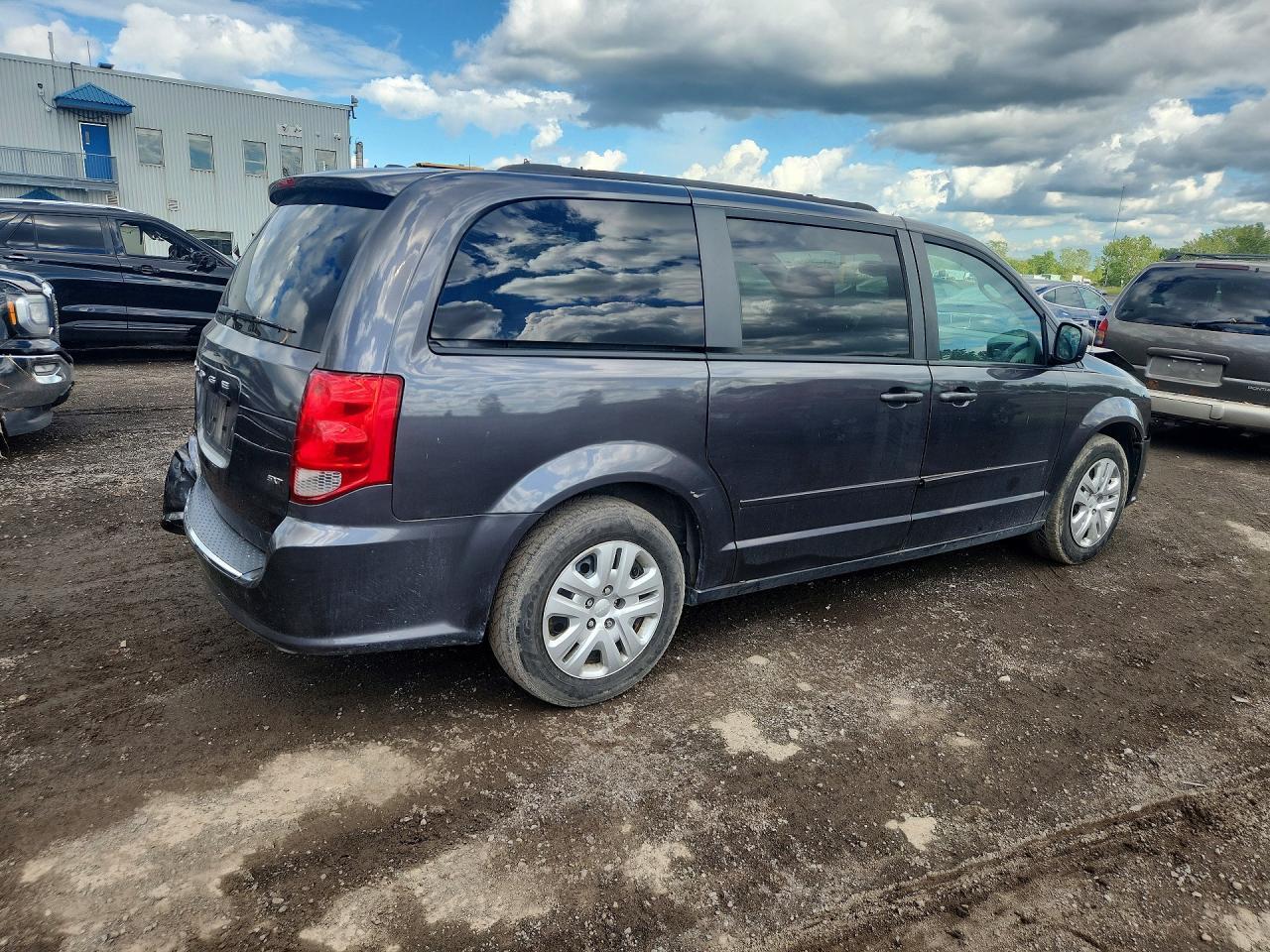 2C4RDGBG6GR393744 2016 DODGE GRAND CARAVAN photo no. 3