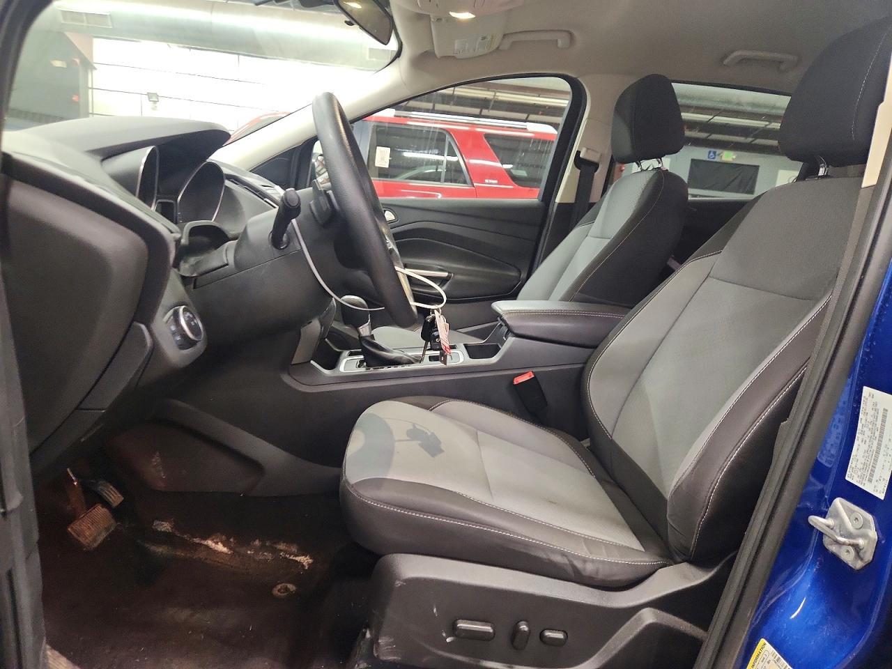 1FMCU9GD9HUD99053 2017 FORD ESCAPE photo no. 7