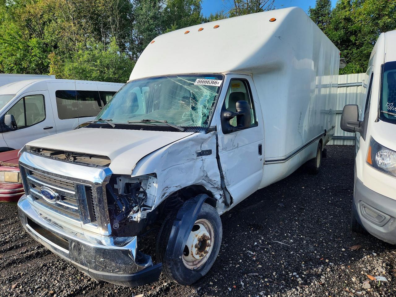 2018 FORD ECONOLINE 1FDWE3FS3JDC03945