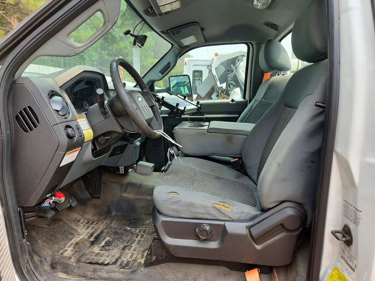 2015 FORD F450 SUPER - BUCKET TRUCK — Фото 7 из 13
