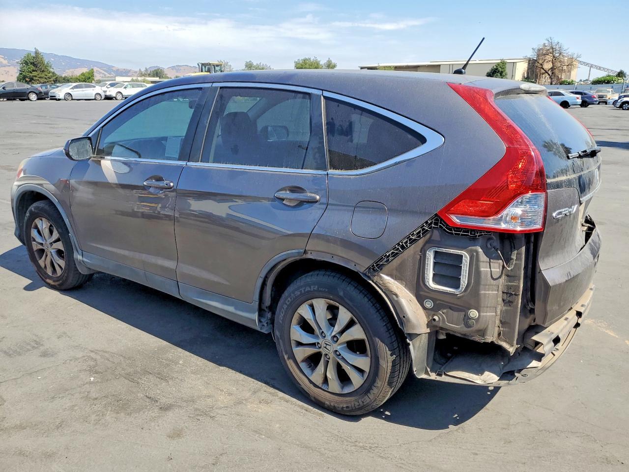 3CZRM3H55DG703750 2013 HONDA CR-V photo no. 2