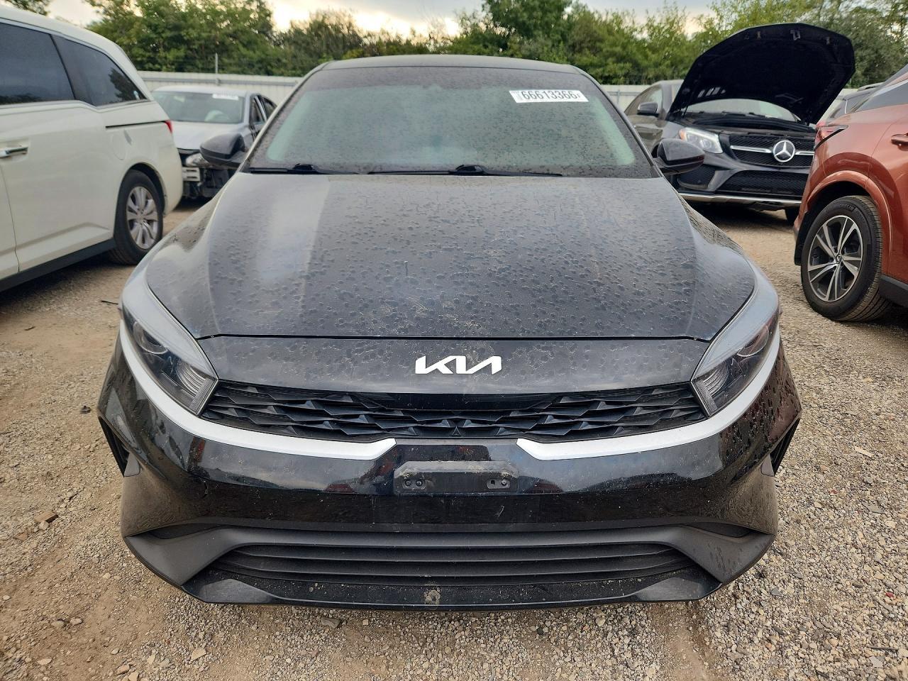 2022 KIA FORTE LXS — Фото 5 из 12