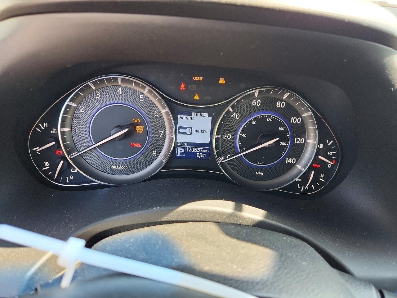 2014 INFINITI QX80 BASE — Фото 9 из 13