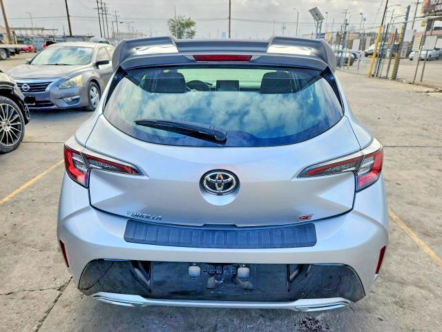 2019 TOYOTA COROLLA HATCHBACK SE — Фото 6 из 13