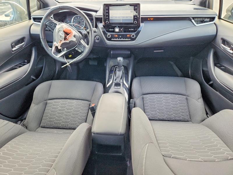 2019 TOYOTA COROLLA HATCHBACK SE — Фото 8 из 13
